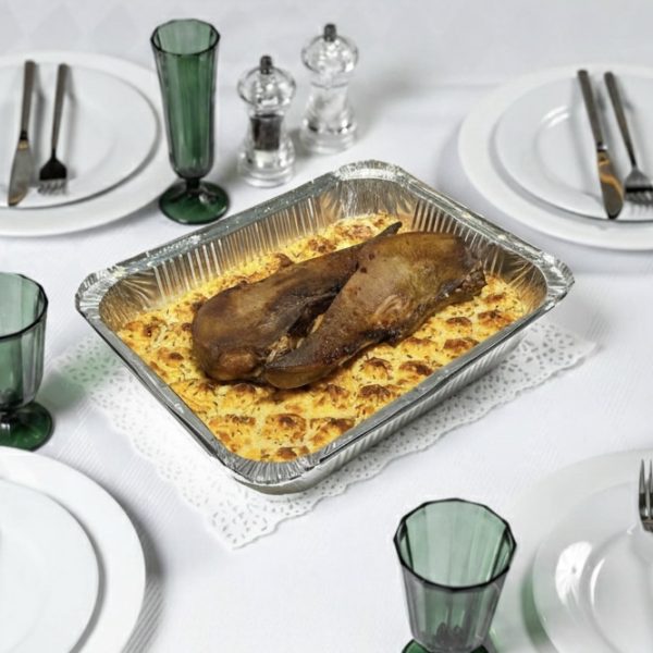 Томленый говяжий язык с гарниром из картофеля «Дюшес» 1800 г.